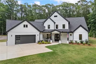 126 Elmwood Rd, Hoschton, GA 30548 - Photo 1