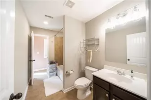 7740 Stratford Ln, Atlanta, GA 30350 - Photo 17