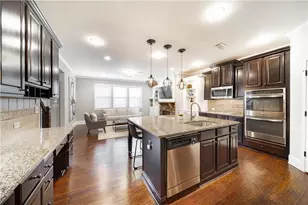7740 Stratford Ln, Atlanta, GA 30350 - Photo 11