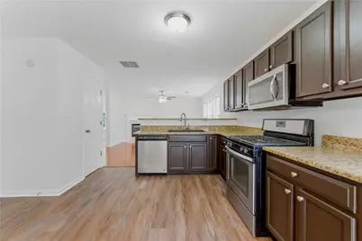 4055 Springvale Way, McDonough, GA 30252 - Photo 5