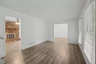 2985 Fredrick Dr, Marietta, GA 30062 - Photo 9