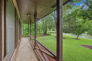 2985 Fredrick Dr, Marietta, GA 30062 - Photo 7