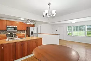 2371 Ben Hill Rd, Atlanta, GA 30344 - Photo 5