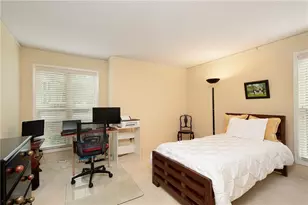 1109 Canyon Point Cir, Roswell, GA 30076 - Photo 9