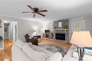 6326 S Skyline Dr, Douglasville, GA 30135 - Photo 9
