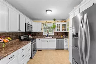 6326 S Skyline Dr, Douglasville, GA 30135 - Photo 15