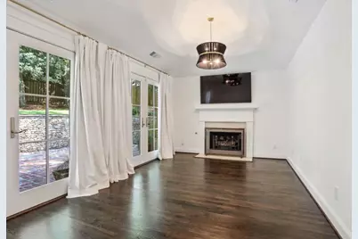 2140 Fairhaven Circle NE, Atlanta, GA 30305 - Photo 15