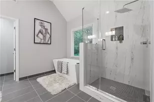 682 Montglade Ct, Suwanee, GA 30024 - Photo 19