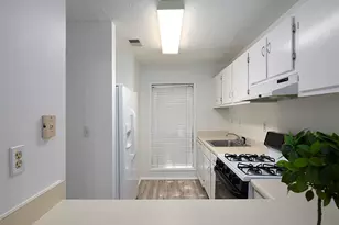 1316 Wynnes Ridge Cir SE, Marietta, GA 30067 - Photo 13