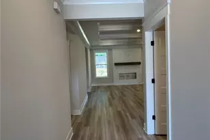 200 Rosewood Park Dr, Hoschton, GA 30548 - Photo 3
