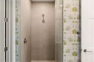 2425 Peachtree Rd NE, Atlanta, GA 30305 - Photo 33