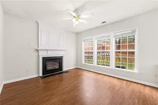 2704 Regent Walk Dr, Duluth, GA 30096 - Photo 15