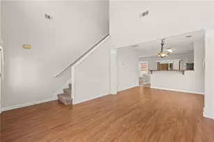 2704 Regent Walk Dr, Duluth, GA 30096 - Photo 5