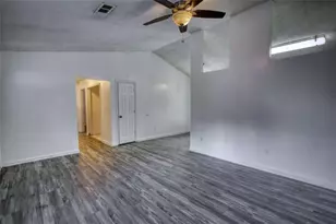 2119 SW Briar Glen Ln SW, Atlanta, GA 30331 - Photo 9