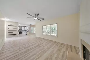 1611 Hillside Bend Crossing, Lawrenceville, GA 30043 - Photo 15