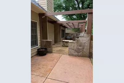 2320 Kennesaw Oaks Trail NW, Kennesaw, GA 30152 - Photo 11
