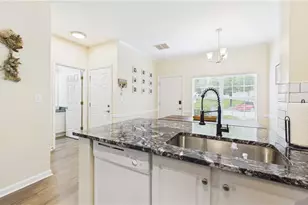 230 Amal Dr SW, Atlanta, GA 30315 - Photo 9