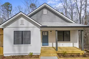 234 Lake View Dr, Lavonia, GA 30553 - Photo 1