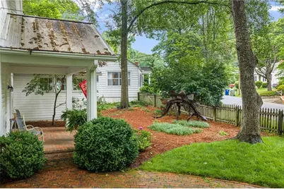 756 Berkeley Avenue NW, Atlanta, GA 30318 - Photo 39