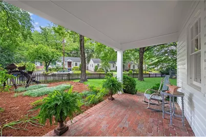 756 Berkeley Avenue NW, Atlanta, GA 30318 - Photo 3