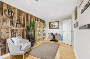 205 Wicklawn Way, Roswell, GA 30076 - Photo 23