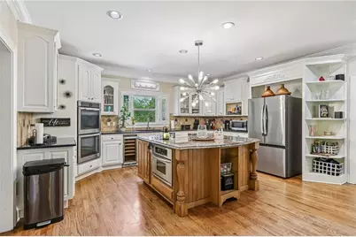 205 Wicklawn Way, Roswell, GA 30076 - Photo 17
