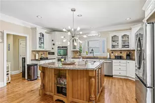 205 Wicklawn Way, Roswell, GA 30076 - Photo 19