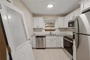 1805 Rosewood Rd, Decatur, GA 30032 - Photo 11