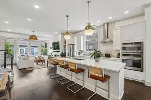1700 Edgehill Manor St NE, Atlanta, GA 30317 - Photo 5