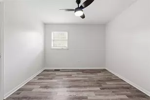 6 Bittersweet Ln, Newnan, GA 30263 - Photo 19