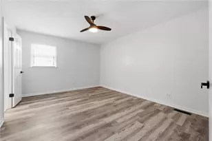 6 Bittersweet Ln, Newnan, GA 30263 - Photo 17