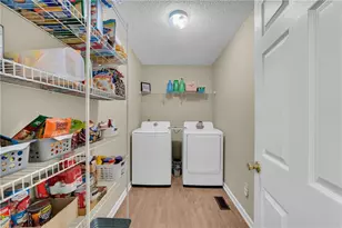 941 Lavonia Hwy, Bowersville, GA 30516 - Photo 17