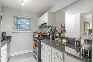 6800 Glenridge Dr, Atlanta, GA 30328 - Photo 13