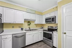26308 Plantation Dr NE, Atlanta, GA 30324 - Photo 7