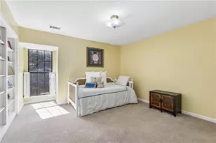 26308 Plantation Dr NE, Atlanta, GA 30324 - Photo 15