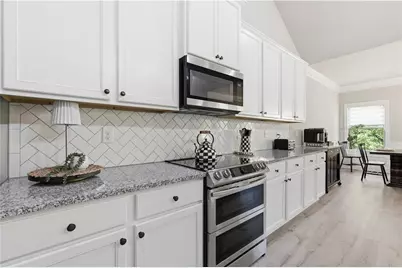 281 Charlotte Drive, Hoschton, GA 30548 - Photo 5