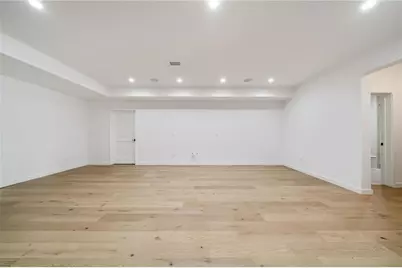 3293 Lenox Place NE, Atlanta, GA 30324 - Photo 45