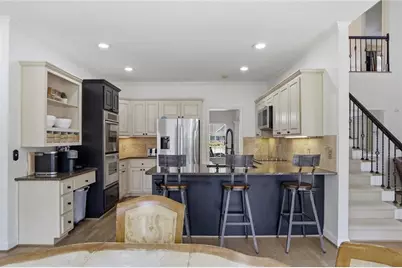 230 Thompson Springs Drive, Alpharetta, GA 30004 - Photo 17