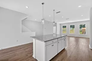 2827 Rosehall Wy, Lawrenceville, GA 30044 - Photo 3