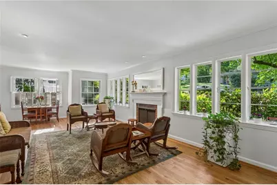 681 Upton Road NW, Atlanta, GA 30318 - Photo 3