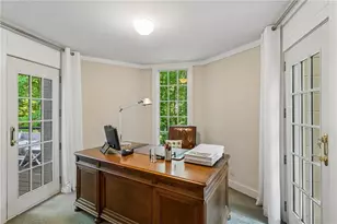 681 Upton Rd NW, Atlanta, GA 30318 - Photo 17