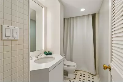 681 Upton Road NW, Atlanta, GA 30318 - Photo 17