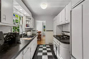 681 Upton Rd NW, Atlanta, GA 30318 - Photo 3
