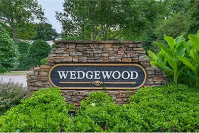 2800 Laurelwood Lane, Alpharetta, GA 30009 - Photo 17