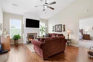 304 Gable Brook Dr, Grayson, GA 30017 - Photo 5