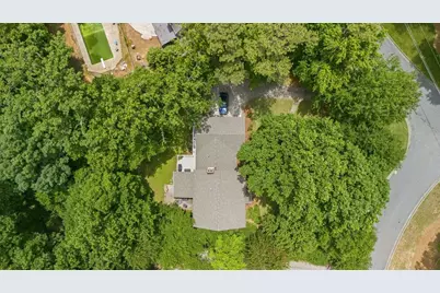 6965 Hunters Branch Drive, Sandy Springs, GA 30328 - Photo 41