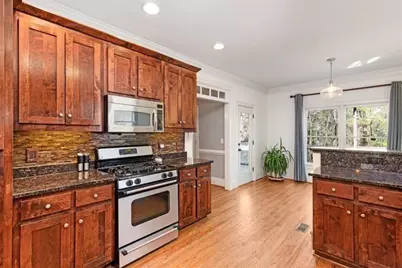 1390 Marion Walk SE, Atlanta, GA 30315 - Photo 17