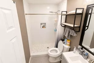 6366 Conisburgh Ln, Stone Mountain, GA 30087 - Photo 33