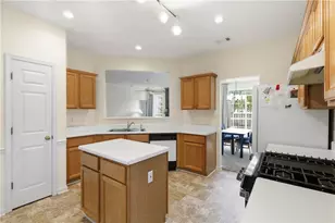 3275 Sonata Ln, Alpharetta, GA 30004 - Photo 9