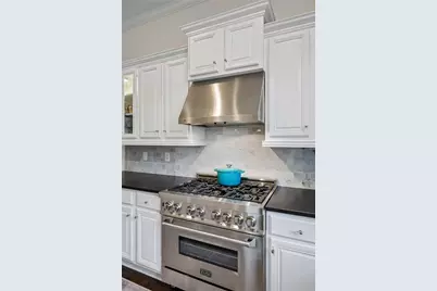 2 Bohler Point NW, Atlanta, GA 30327 - Photo 17